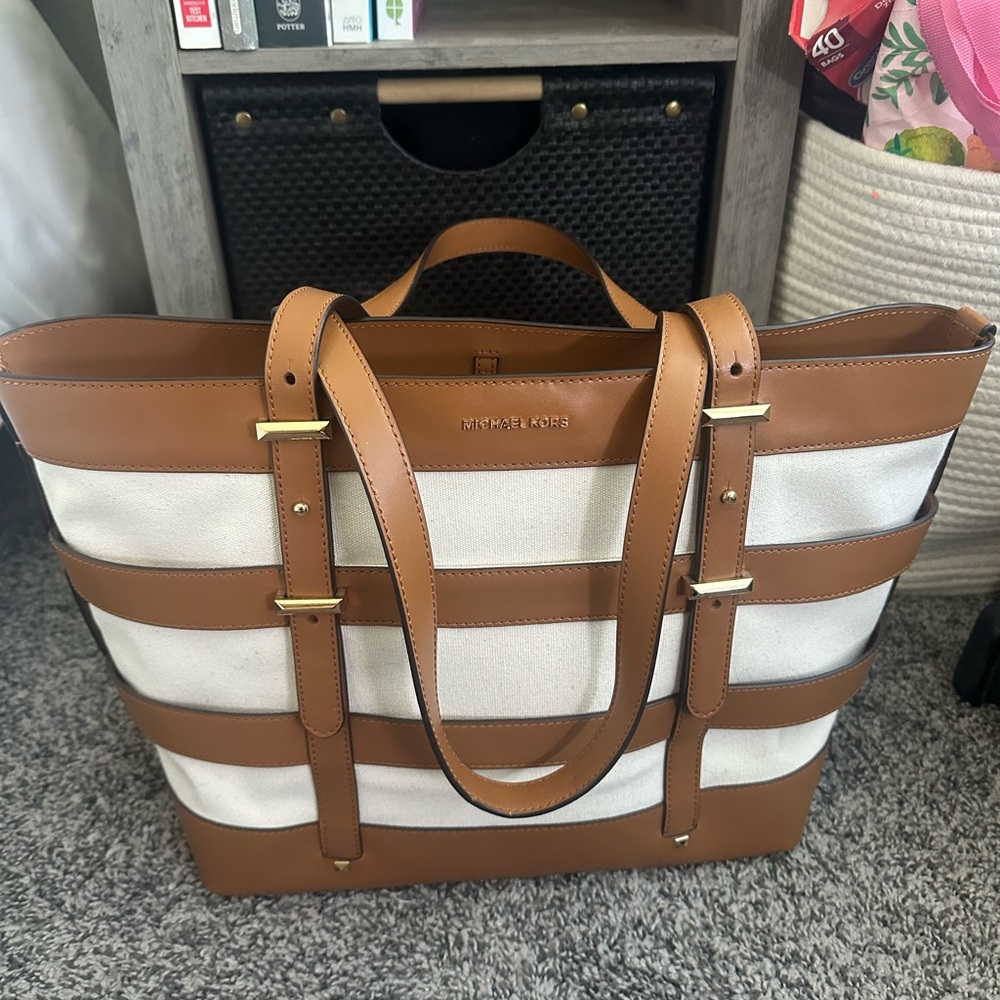 Michael Kors Marie Large Cage Tote Purse Leather Canvas